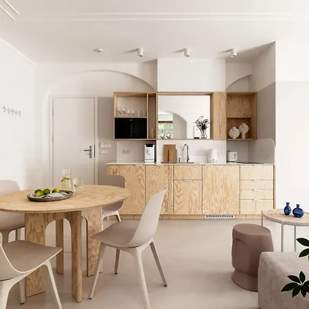 Apartment Stepinsopot *