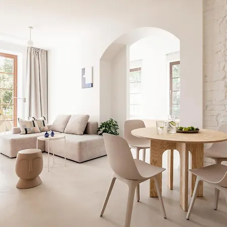 Apartment Stepinsopot *
